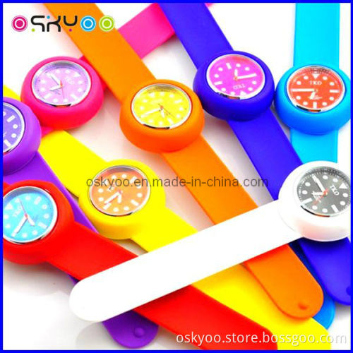 Fashion Colorful Face Papa Silicon Slap-up Quartz Digital Wrist Watch (P6700)